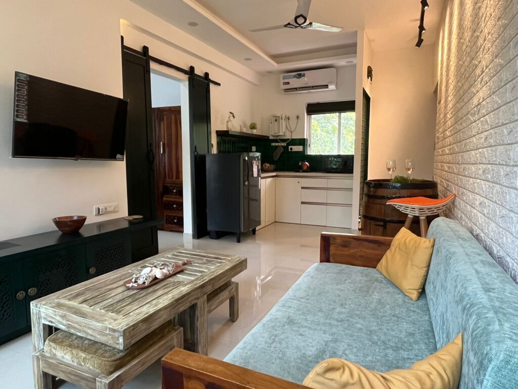 1bhk apartment, flat, siolim, rent, gated complex, pool, car park, security, north goa, goa