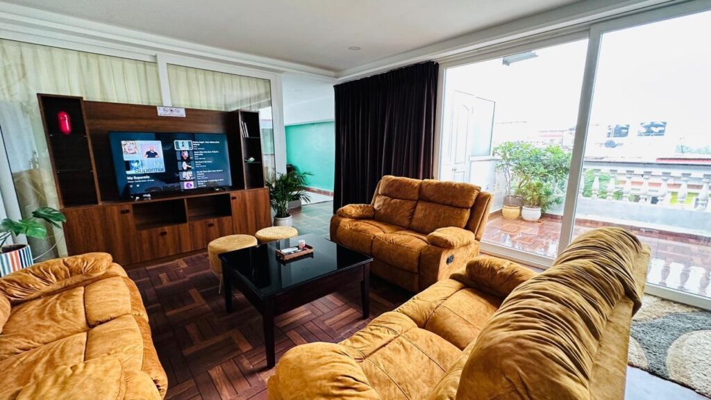 2bhk, penthouse, terrace, gated complex, prime location, pool, candolim, 4th floor, furnished